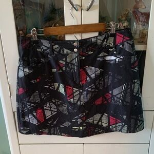 Slazenger sz 10 Golf Skort Stylish Black and Red Geometric euc